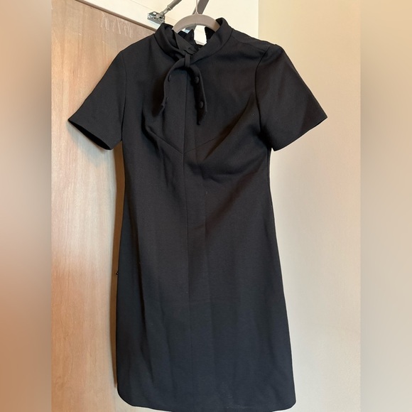 Dresses & Skirts - Vintage black dress